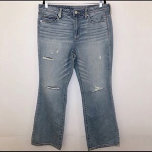 🎉American Eagle Vintage Destroy Boot Jeans 14S